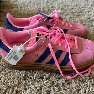 Adidas Women’s Gazelle Bliss Pink sneakers in women’s size 9
